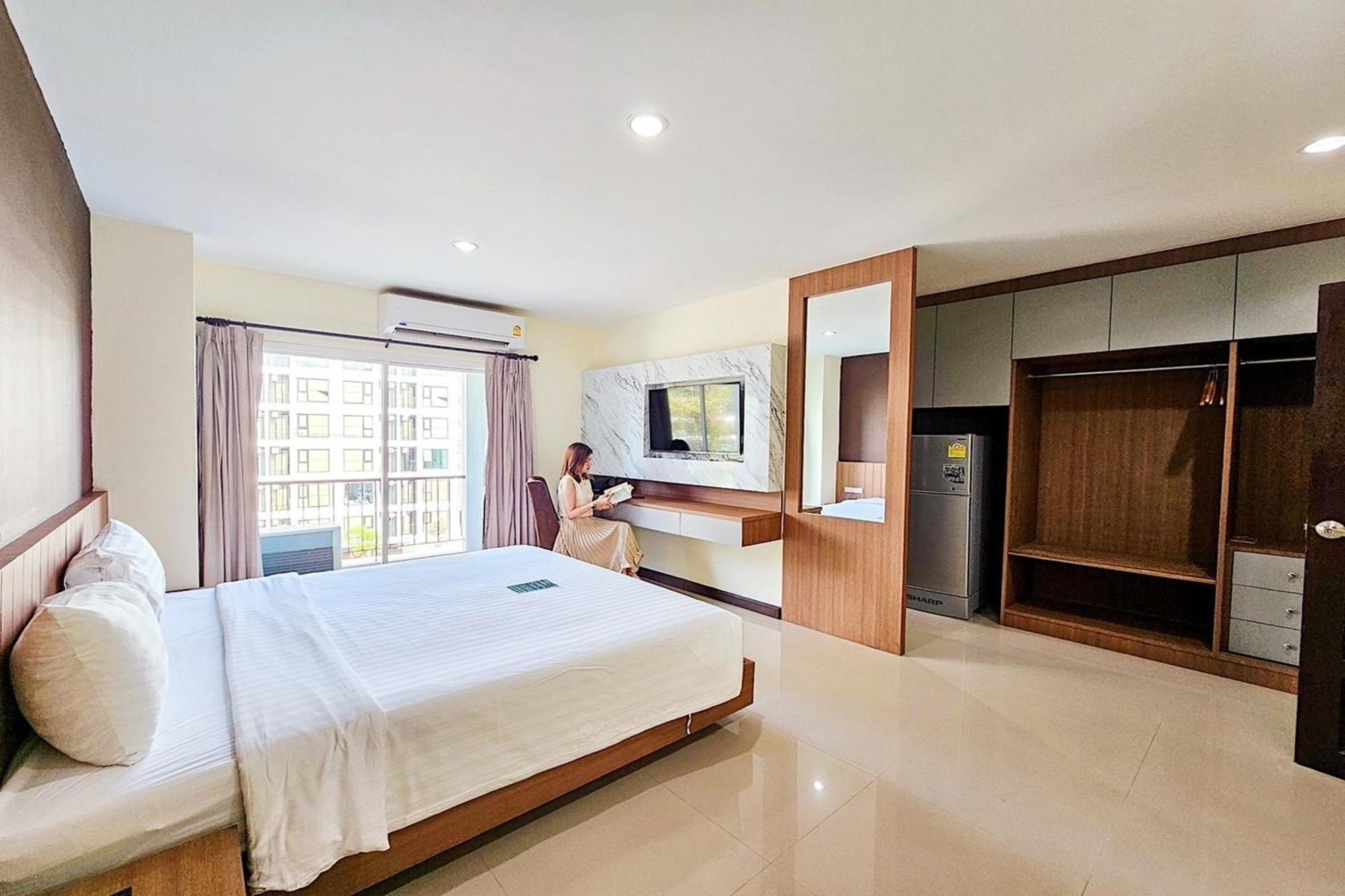 Phavina Hotel Rayong Sha Extra Plus Exterior photo